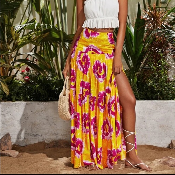 SHEIN Dresses & Skirts - Floral Maxi Skirt
